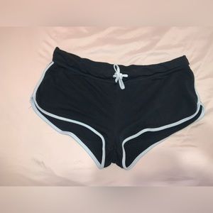 Preloved h&m shorts size Large